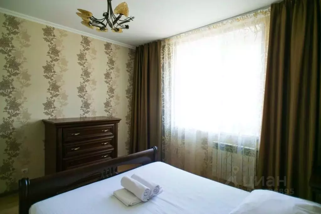 3-к кв. Хакасия, Абакан ул. Торосова, 15 (98.0 м) - Фото 1