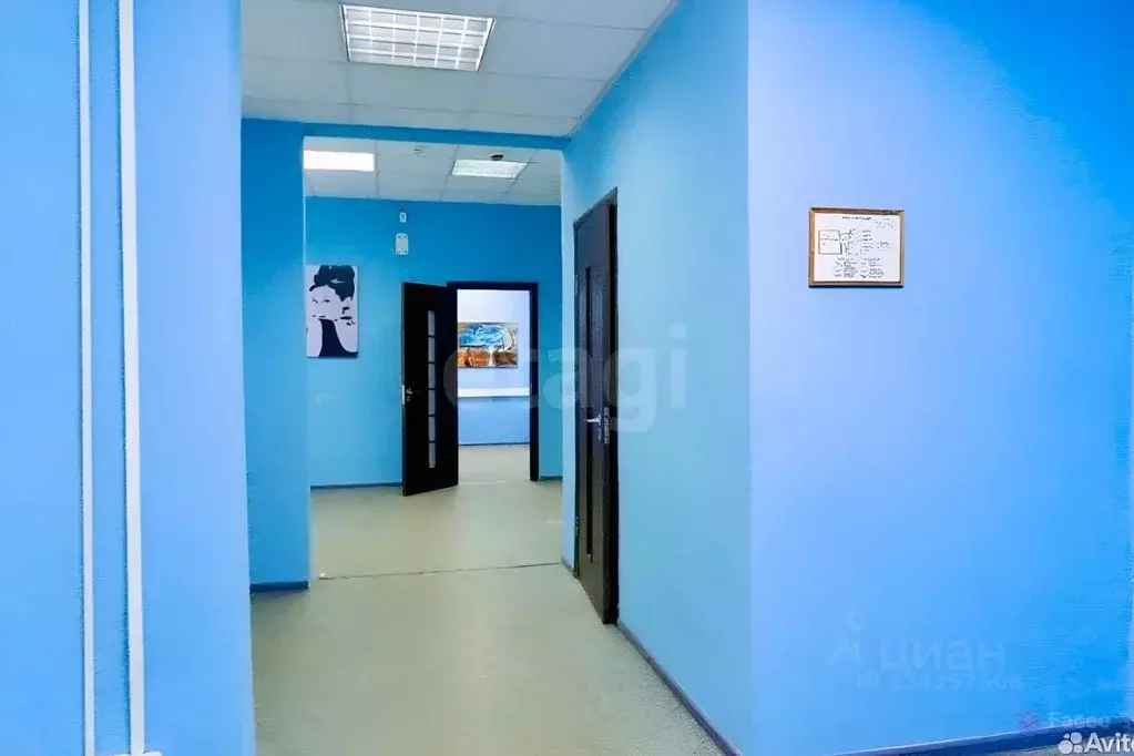 Помещение свободного назначения в Московская область, Можайск ул. ... - Фото 1