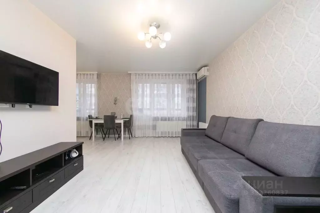 2-к кв. Томская область, Томск ул. Нефтяная, 11 (59.5 м) - Фото 0