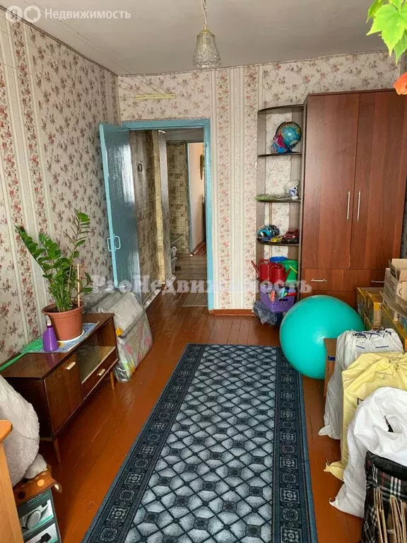 3-комнатная квартира: Кызыл, улица Калинина, 20 (60 м) - Фото 1