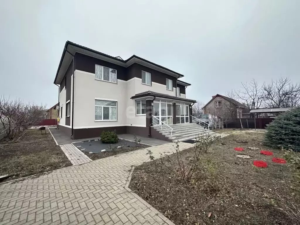 Дом в Белгородская область, Белгород Дорожный пер., 1 (287 м) - Фото 0