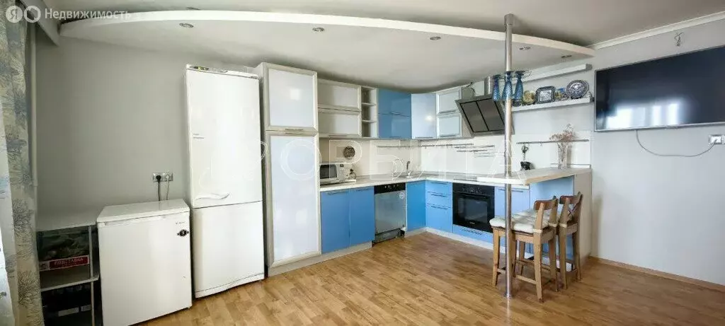 2-комнатная квартира: Тюмень, Харьковская улица, 59к3 (71.1 м) - Фото 0