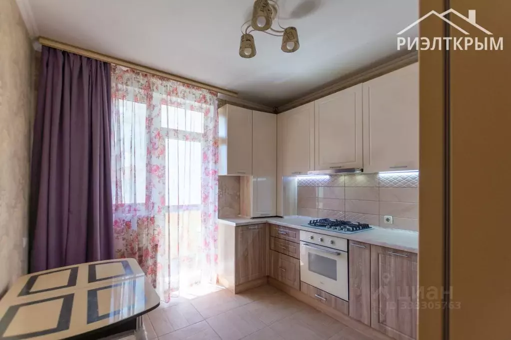 1-к кв. Крым, Симферополь ул. Лексина, 74 (40.0 м) - Фото 2