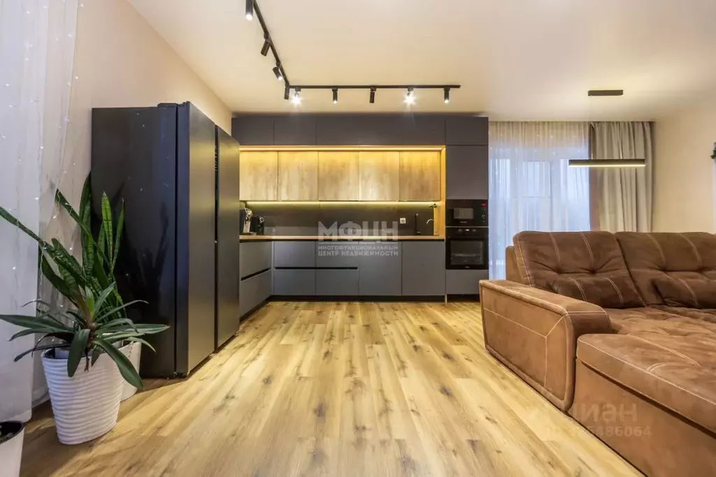 Дом в Карелия, Петрозаводск проезд Малиновый, 9 (156 м) - Фото 1