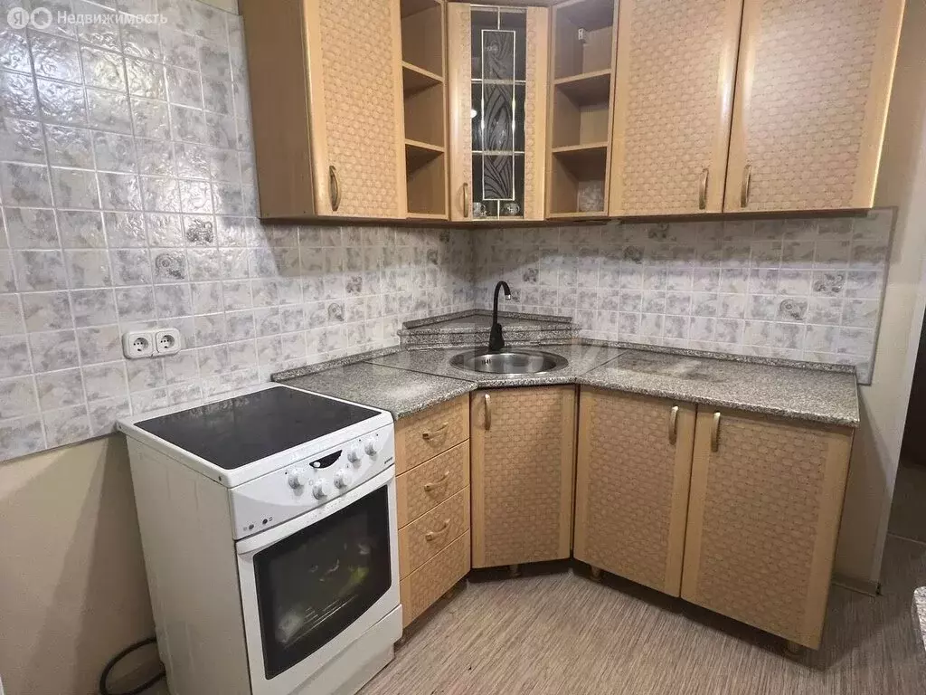 1-комнатная квартира: Тюмень, улица Демьяна Бедного, 109 (34.1 м) - Фото 1