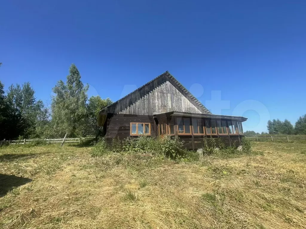 Дом 200 м на участке 50 сот. - Фото 0