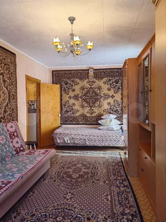 1-к. квартира, 40 м, 1/9 эт. - Фото 1