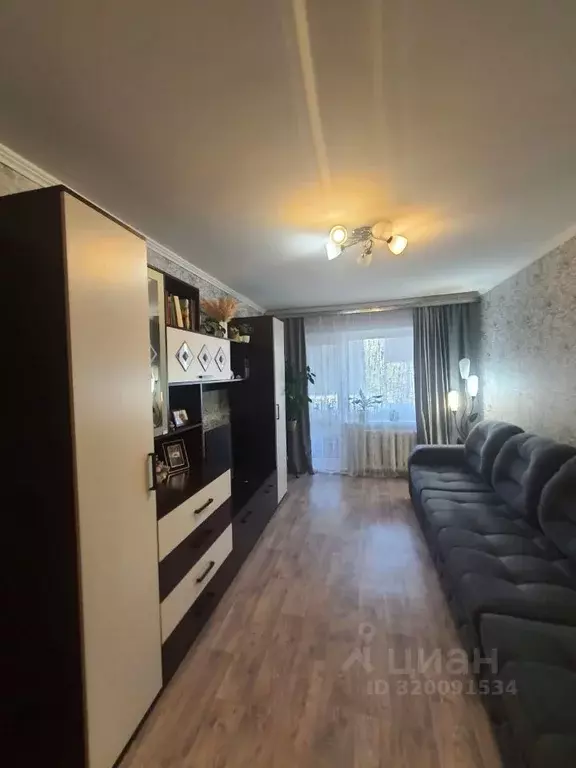 2-к кв. Омская область, Омск просп. Мира, 173А (45.0 м) - Фото 1