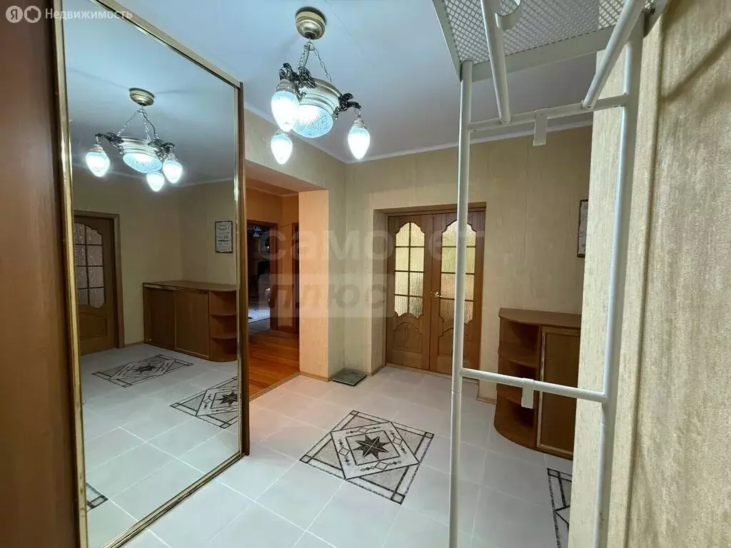 4-комнатная квартира: Оренбург, проспект Дзержинского, 9/2 (140.2 м) - Фото 1