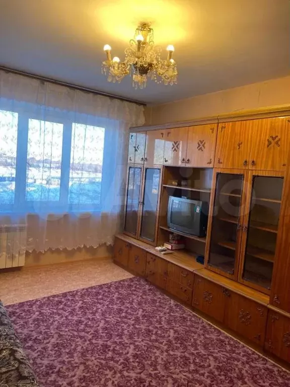 2-к. квартира, 60 м, 5/5 эт. - Фото 0