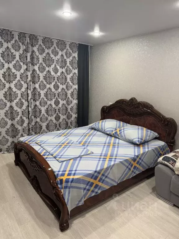 1-к кв. Кировская область, Кирово-Чепецк ул. Ленина, 16 (31.2 м) - Фото 0