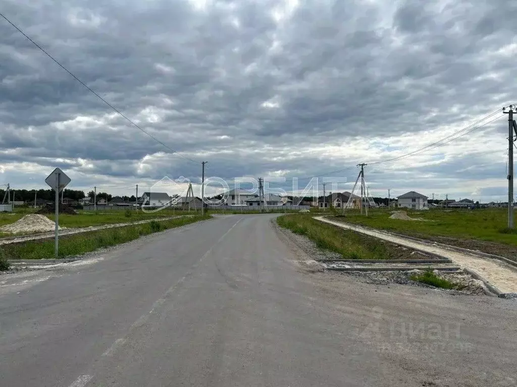 Участок в Тюменская область, Тюменский муниципальный округ, д. ... - Фото 2