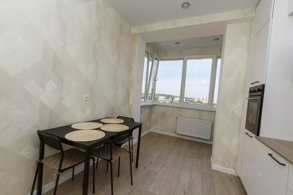 1-к кв. Крым, Симферополь ул. Железнодорожная, 1Ж (35.0 м) - Фото 2