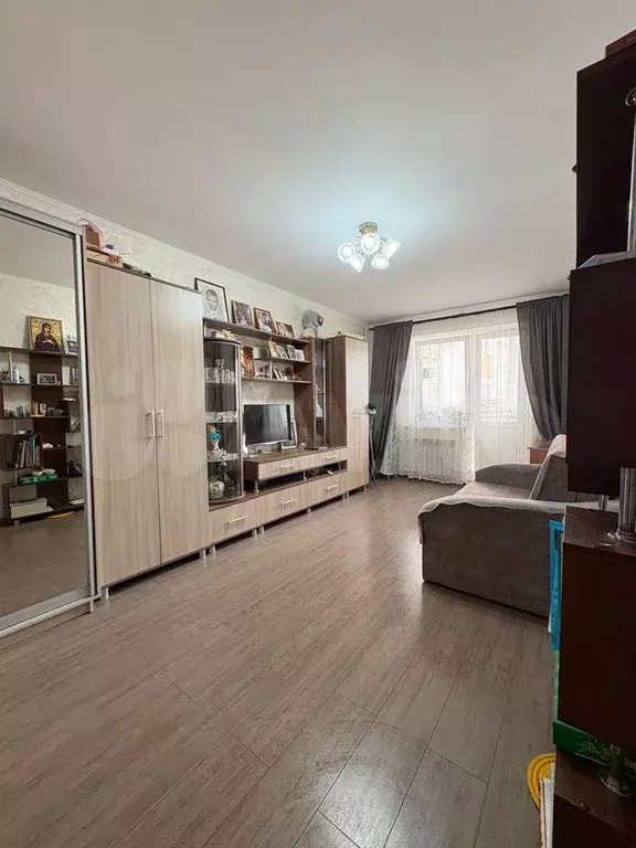 1-к. квартира, 41 м, 5/9 эт. - Фото 0