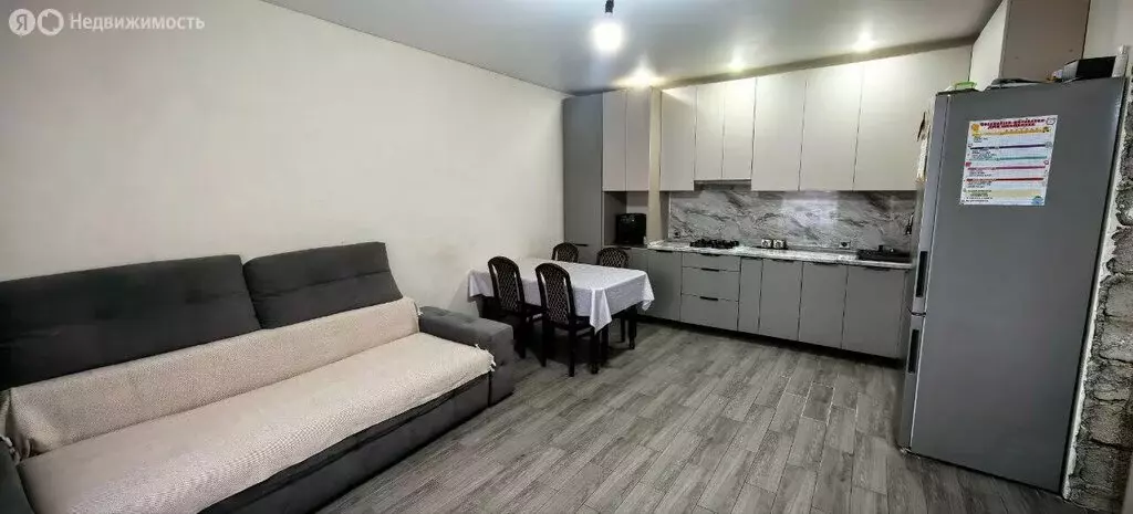 Дом в станица Суворовская, Красная улица, 50В (123 м) - Фото 1
