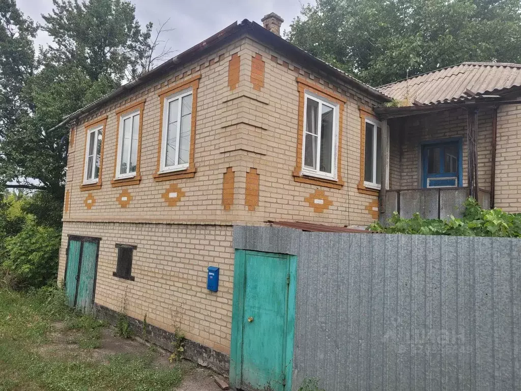 Дом в Ростовская область, Красный Сулин ул. Крупской, 1 (80 м) - Фото 0