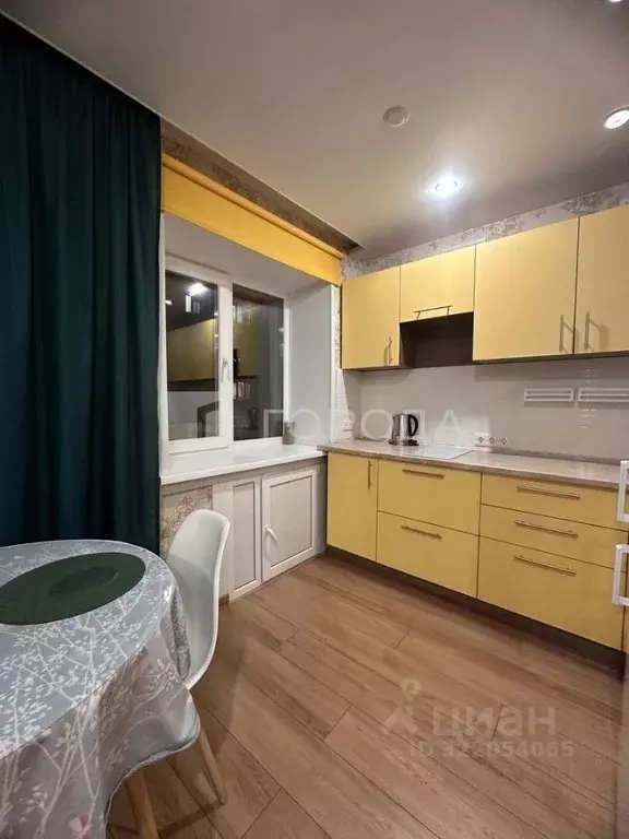 3-к кв. Новосибирская область, Новосибирск ул. Блюхера, 37 (58.0 м) - Фото 0
