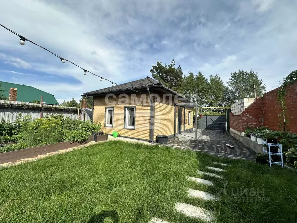 Дом в Челябинская область, Челябинск Народная ул., 13 (44 м) - Фото 1