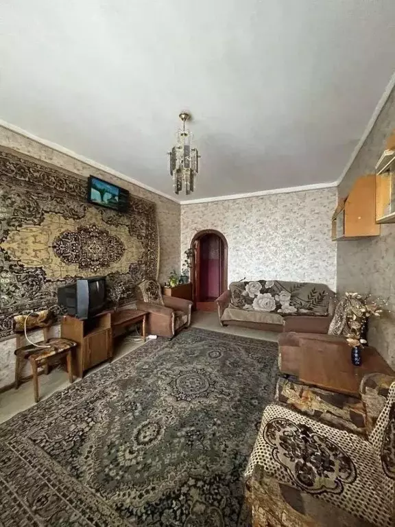 2-к кв. Хабаровский край, Николаевск-на-Амуре ул. Горького, 35 (52.3 ... - Фото 2