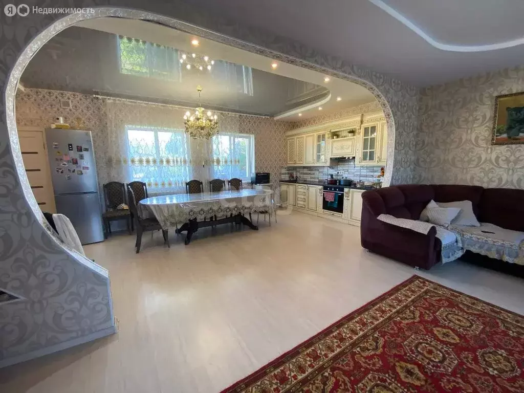 Дом в Нижний Тагил, улица Гаева (188.5 м) - Фото 1