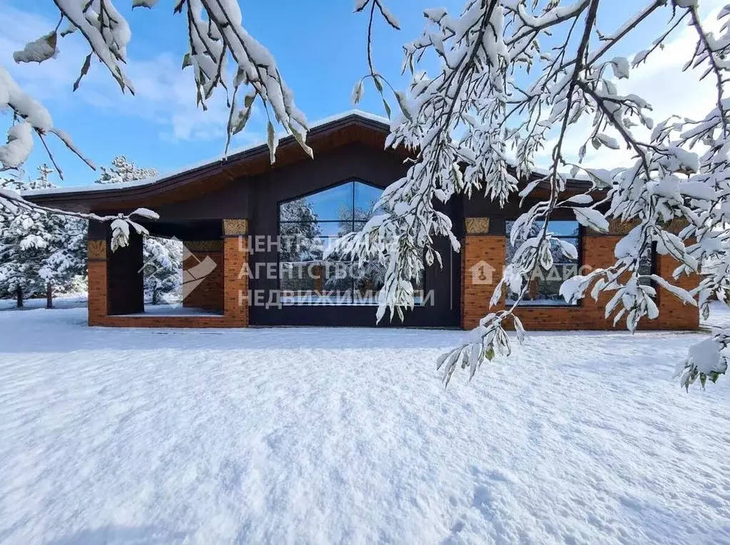 Дом в Рязанская область, Рязанский муниципальный округ, с. ... - Фото 1