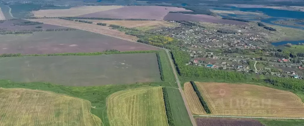 Участок в Татарстан, Лаишевский район, Рождественское с/пос, д. ... - Фото 1