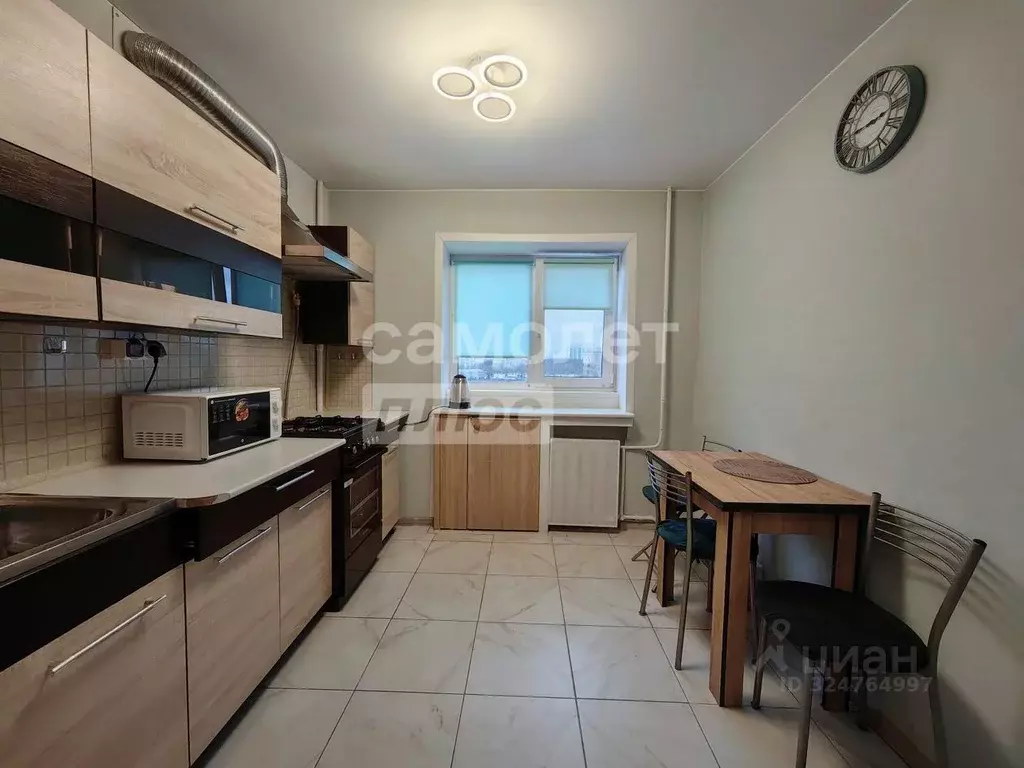 3-к кв. Московская область, Солнечногорск ул. Дзержинского, 18 (64.0 ... - Фото 1