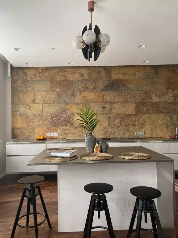 3-к кв. Москва ул. Маршала Катукова, 24к1 (110.0 м) - Фото 1