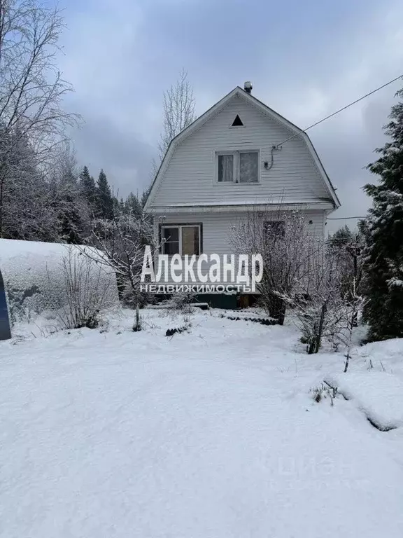 Дом в Ленинградская область, Выборгский район, Рощинское городское ... - Фото 1