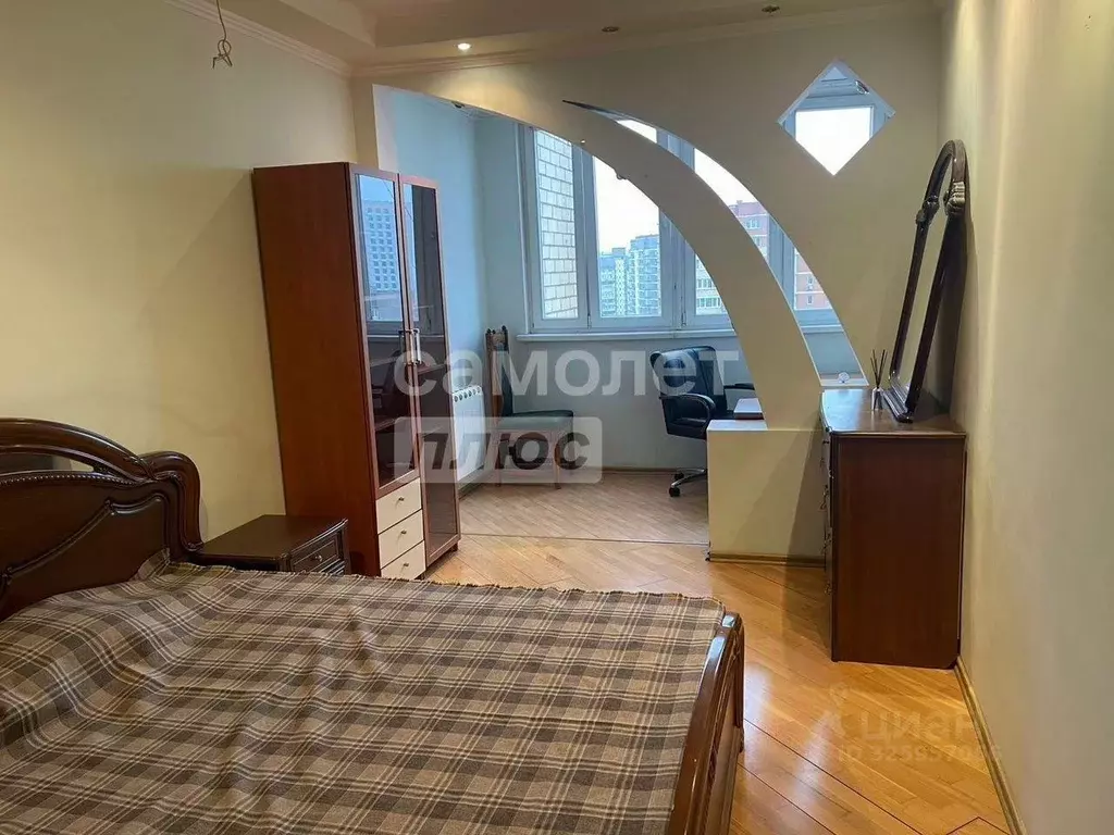 Квартира, 3 комнаты, 111.7 м - Фото 1