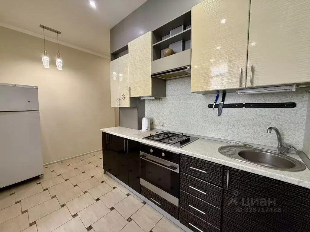 2-к кв. Краснодарский край, Сочи Новый Сочи мкр, ул. Клубничная, 15Б ... - Фото 1