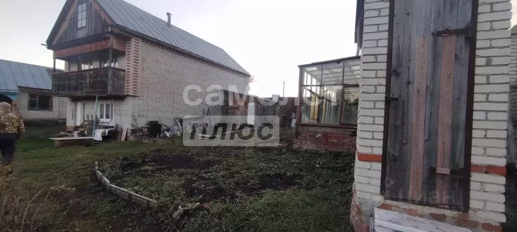 Дом в Пензенская область, Кузнецкий район, с. Никольское Октябрьская ... - Фото 1