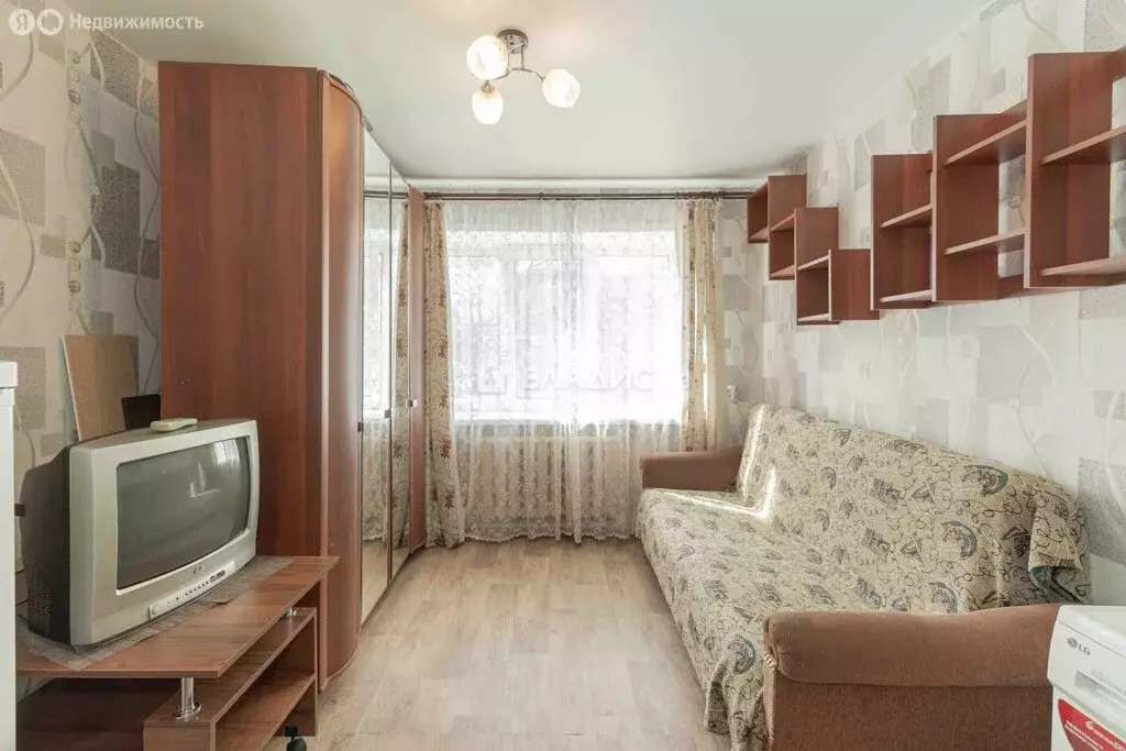 1к в 6-комнатной квартире (13 м) - Фото 2