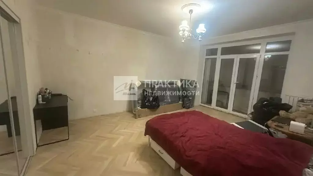 Продается 4-комнатная квартира - Фото 2