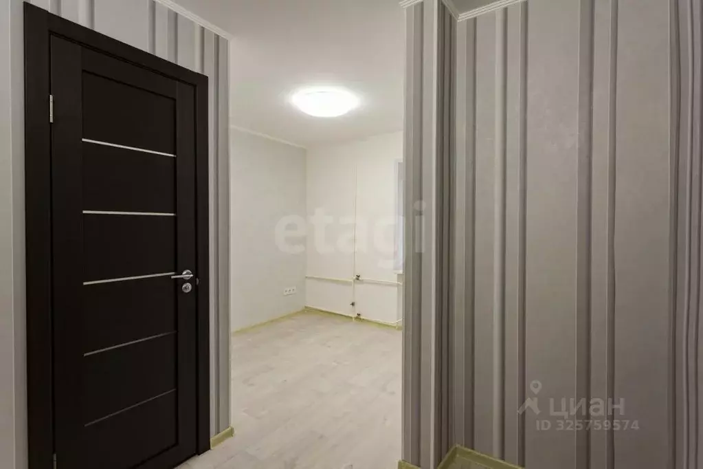 Студия Кемеровская область, Новокузнецк просп. Дружбы, 32 (13.7 м) - Фото 1