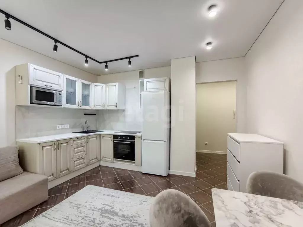 1-к кв. Тюменская область, Тюмень Кремлевская ул., 112к1 (38.9 м) - Фото 1