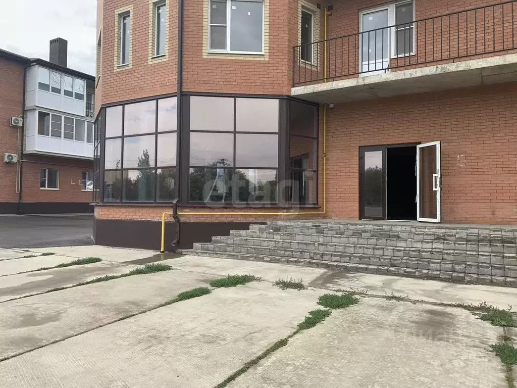 Офис в Ростовская область, Семикаракорск ул. Королева, 5Ак3 (200 м) - Фото 0