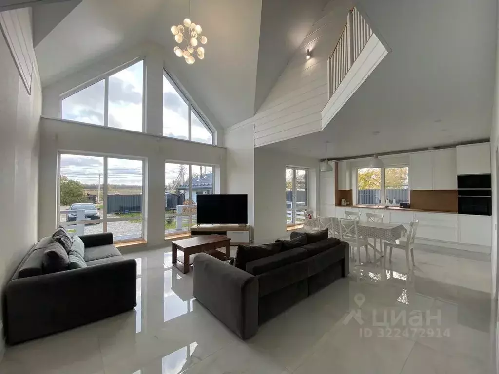 Дом в Ленинградская область, Ломоносовский район, Оржицкое с/пос, ... - Фото 1