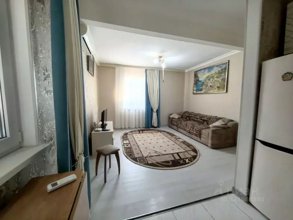 Дом в Краснодарский край, Геленджик ул. Лютенко, 17 (70 м) - Фото 1