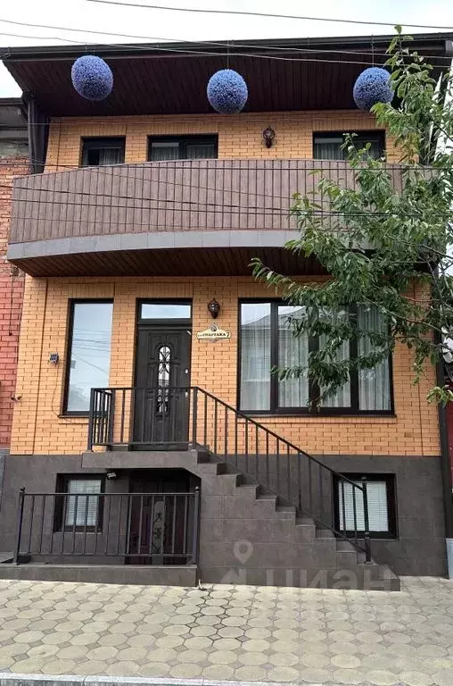 Дом в Северная Осетия, Владикавказ ул. Спартака, 7 (98 м) - Фото 1