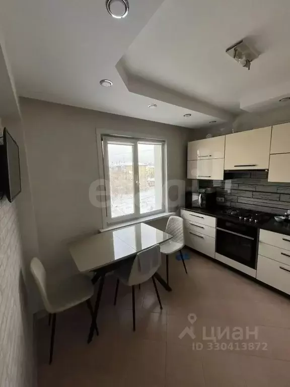 2-к кв. Иркутская область, Ангарск 33-й мкр, 10 (50.8 м) - Фото 1