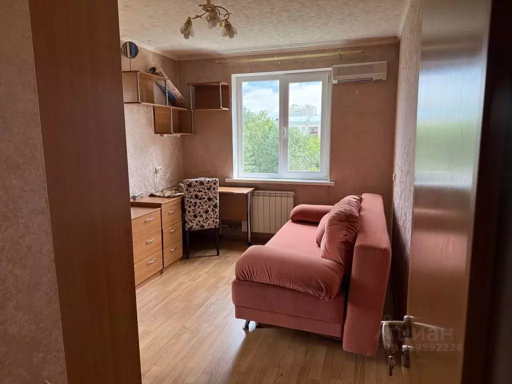 2-к кв. Свердловская область, Екатеринбург ул. Викулова, 33/4 (43.7 м) - Фото 0