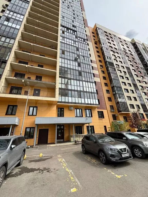 1-к. квартира, 43 м, 10/17 эт. - Фото 0