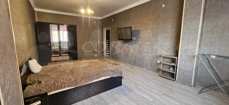 1-к. квартира, 60 м, 3/12 эт. - Фото 1