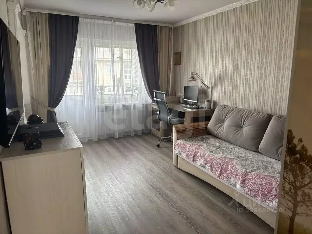 2-к кв. Красноярский край, Красноярск Затонская ул., 7 (49.3 м) - Фото 1