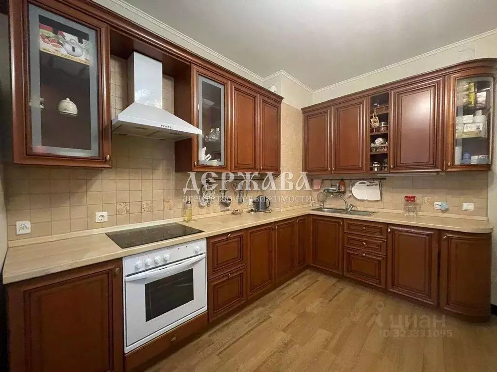 3-к кв. Белгородская область, Старый Оскол Степной мкр, 8 (93.66 м) - Фото 1