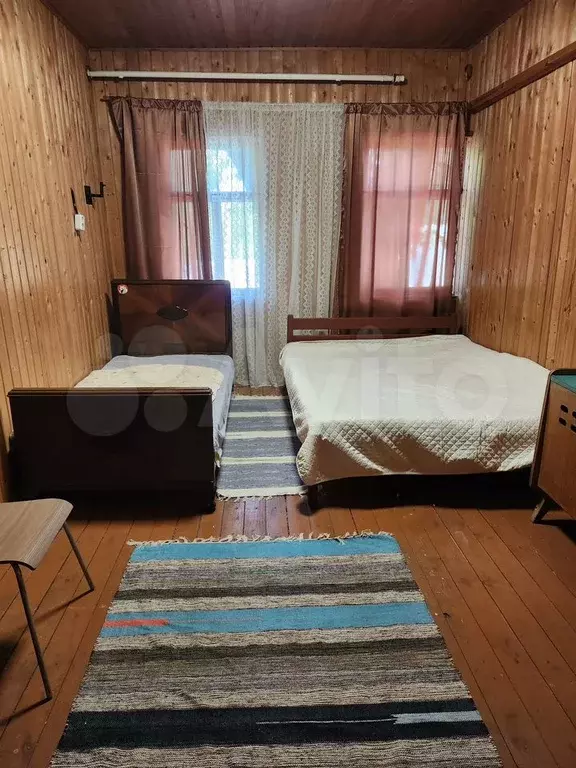 Комната 15 м в 2-к., 1/1 эт. - Фото 0
