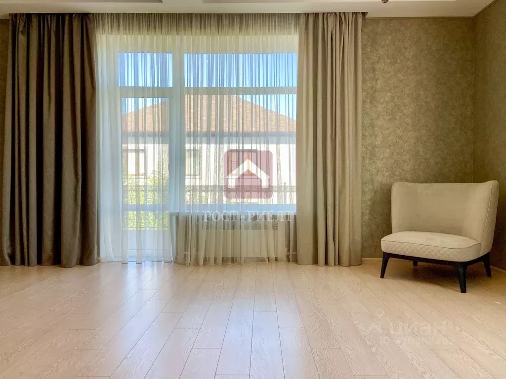 Дом в Саратовская область, Энгельсский район, Красноярское ... - Фото 2