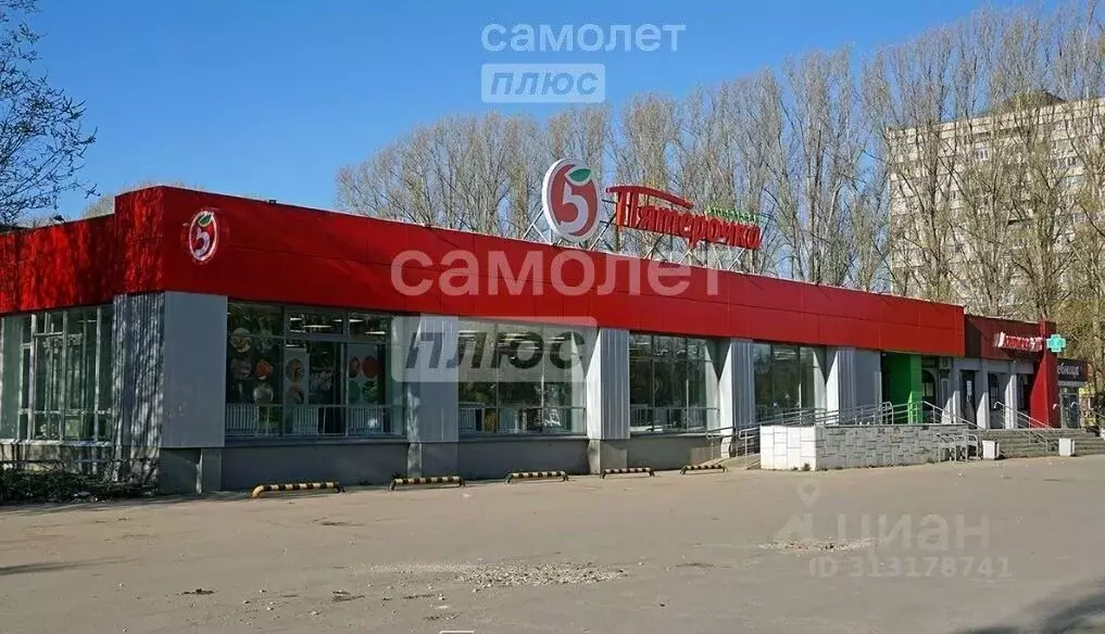 Торговая площадь в Самарская область, Тольятти ул. Свердлова, 15 (32 ... - Фото 0