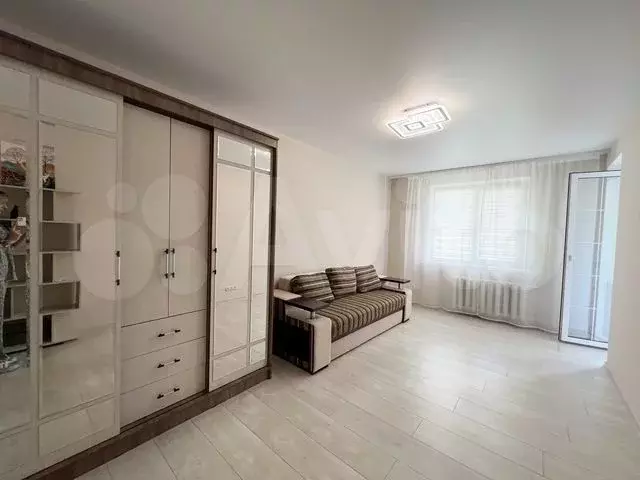 2-к. квартира, 57 м, 1/10 эт. - Фото 0